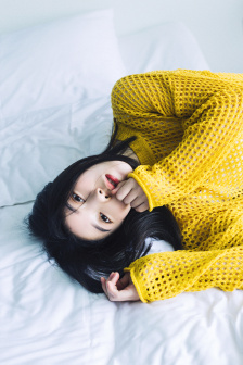 《年轻的女教师》hd9在线观看